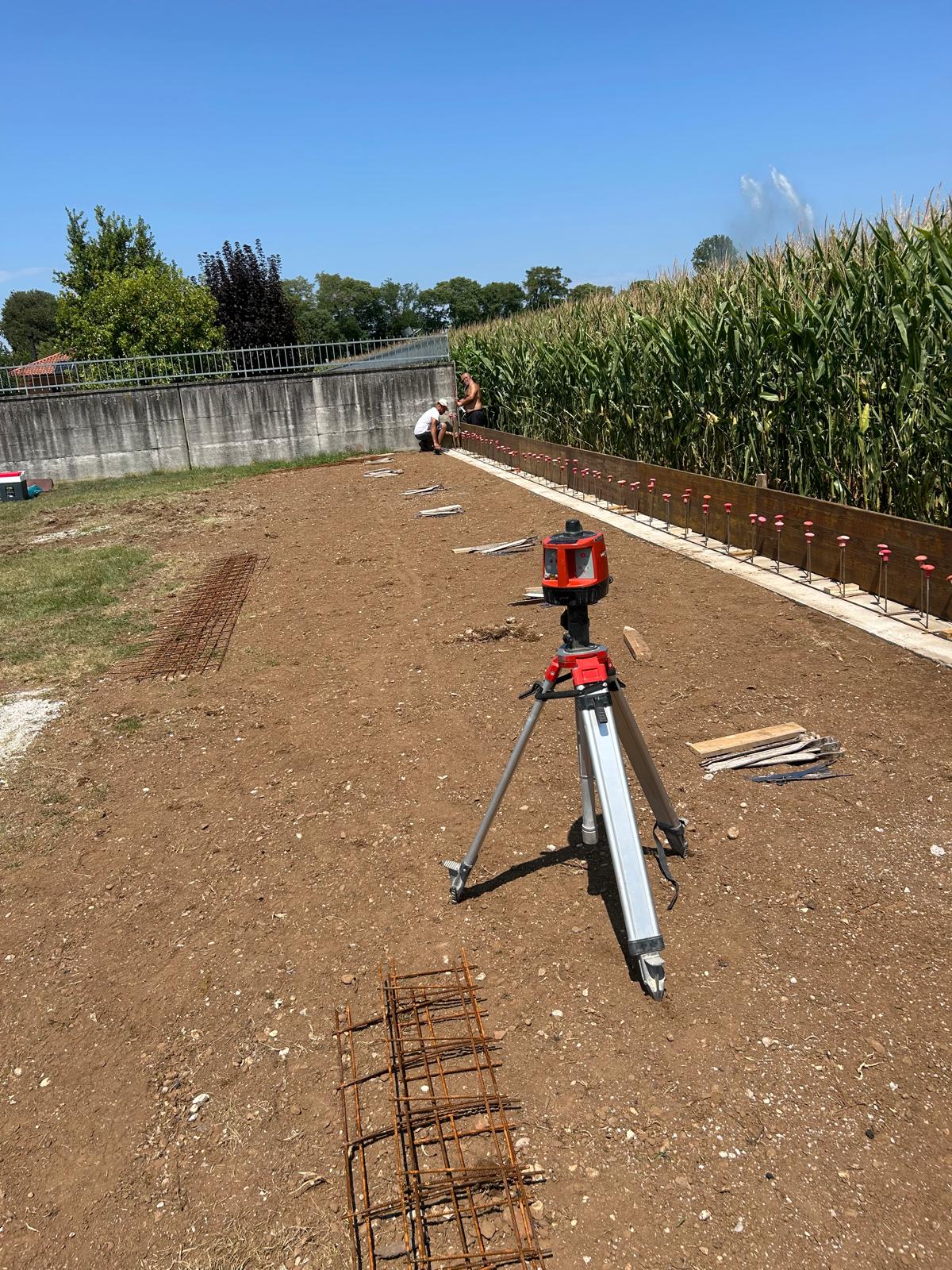 Preparazione casseforme e livellamento laser